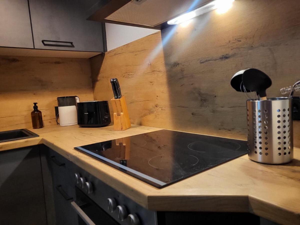 Ferienwohnung Lorenz Mit Kostenlosem Parkplatz Netflix Boxspringbett Kueche Magdeburg Exterior photo