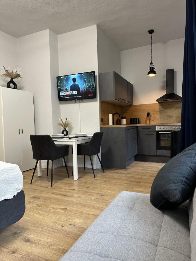 Ferienwohnung Lorenz Mit Kostenlosem Parkplatz Netflix Boxspringbett Kueche Magdeburg Exterior photo