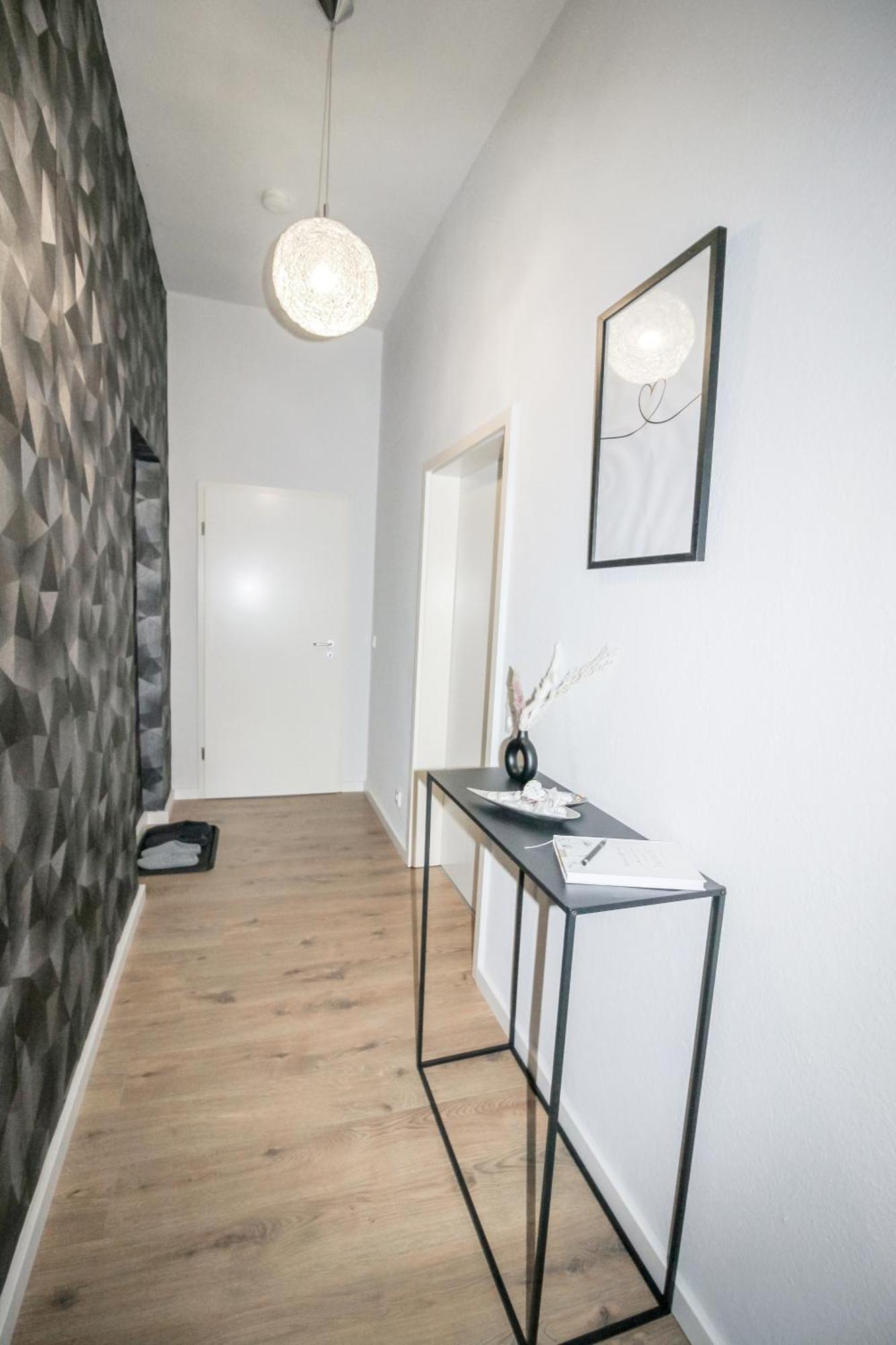 Ferienwohnung Lorenz Mit Kostenlosem Parkplatz Netflix Boxspringbett Kueche Magdeburg Exterior photo